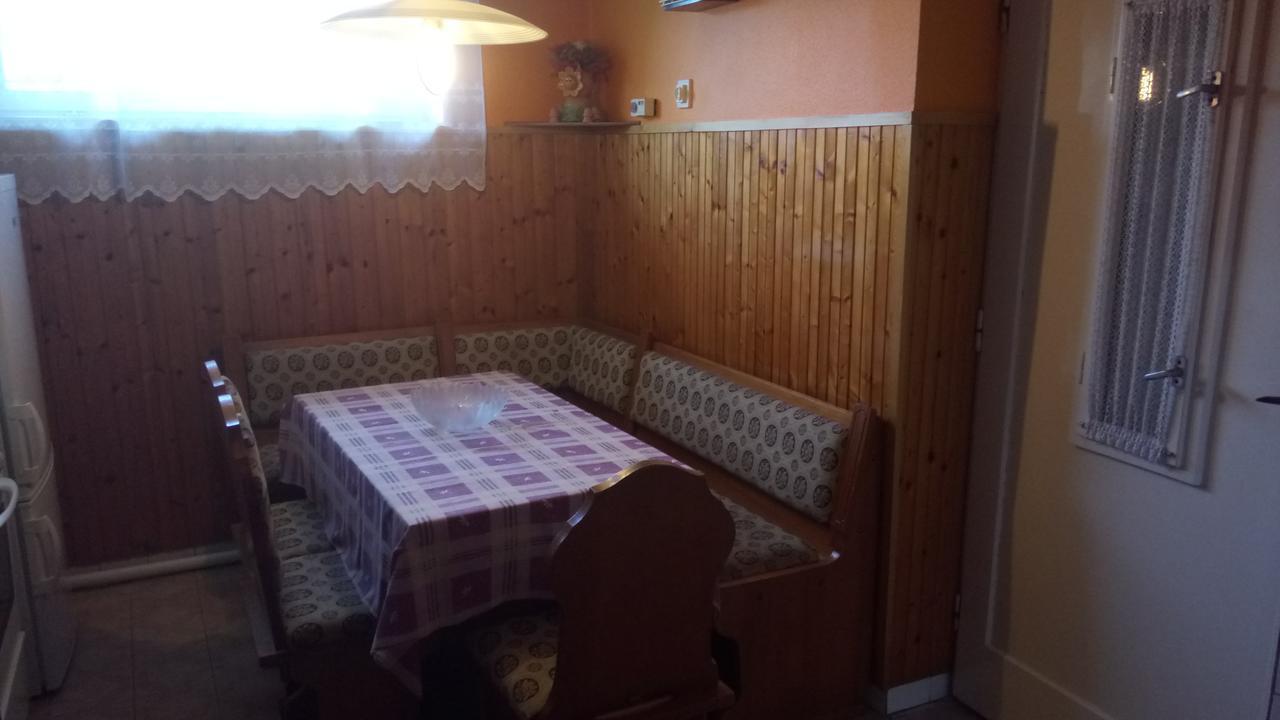 Sara Vendeghaz Daire Balatonkeresztúr Dış mekan fotoğraf